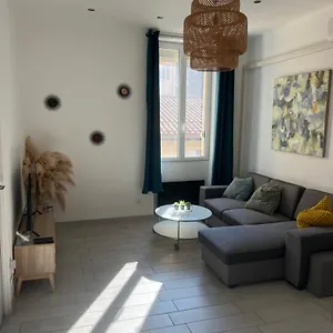 apt-grand-t2-climatise-a-5-min-de-la-gare-st-charles.fr-provencehotel.com/