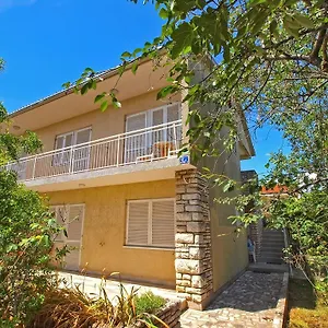 apartment-paula-729.in-istria.net/